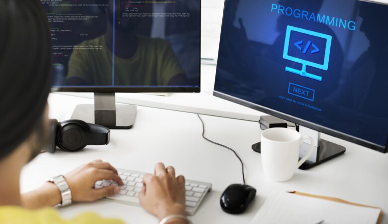 How Custom Front-End Development in India Is Elevating Global User Experiences
