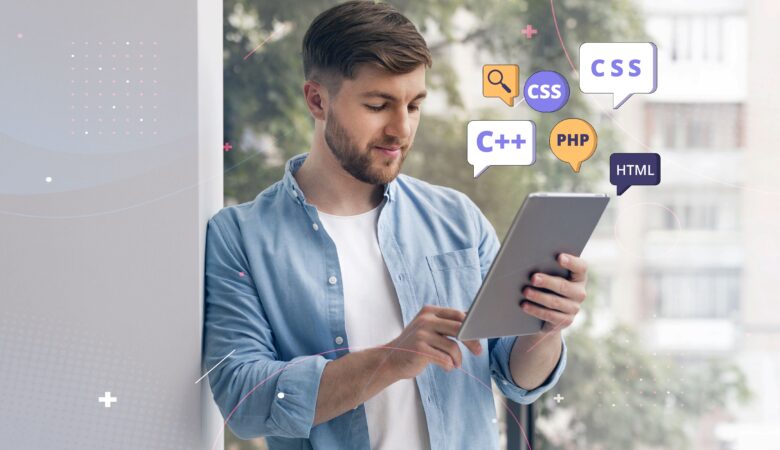 The Role of Custom Front-End Development in Building High-Performance Web Apps in 2025